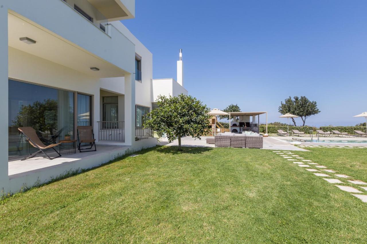 Lux Villa Mia With Heated Pool, 2Km To Beach & Childrens Area! Mikro Metochi Extérieur photo