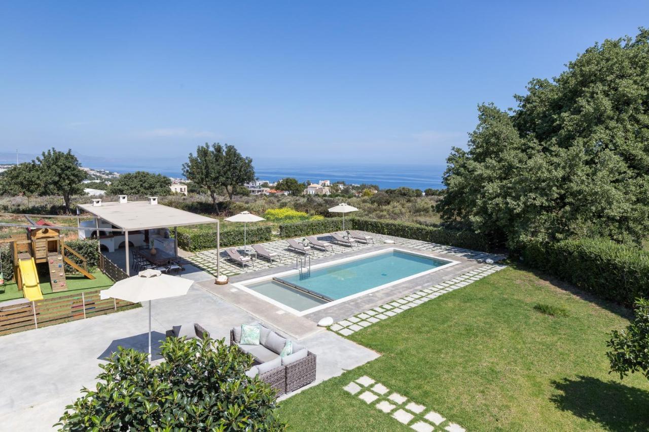 Lux Villa Mia With Heated Pool, 2Km To Beach & Childrens Area! Mikro Metochi Extérieur photo