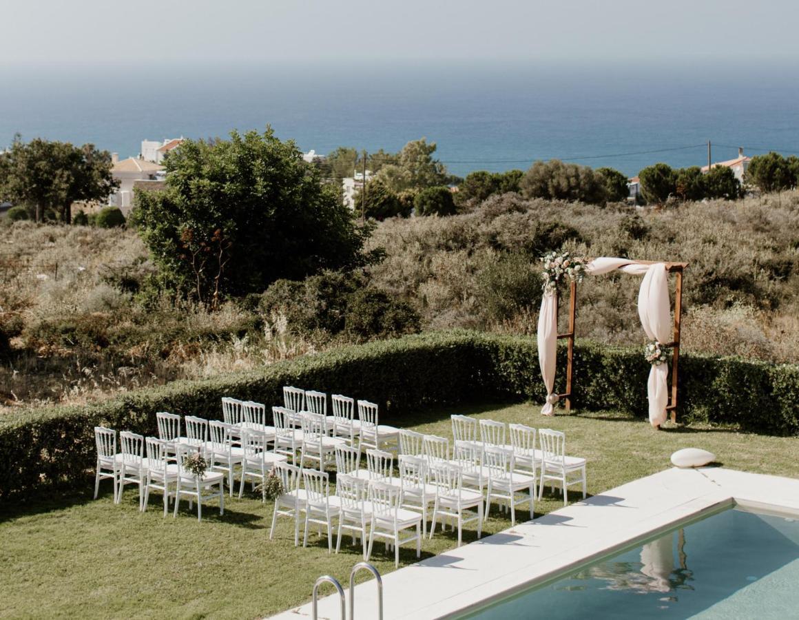 Lux Villa Mia With Heated Pool, 2Km To Beach & Childrens Area! Mikro Metochi Extérieur photo